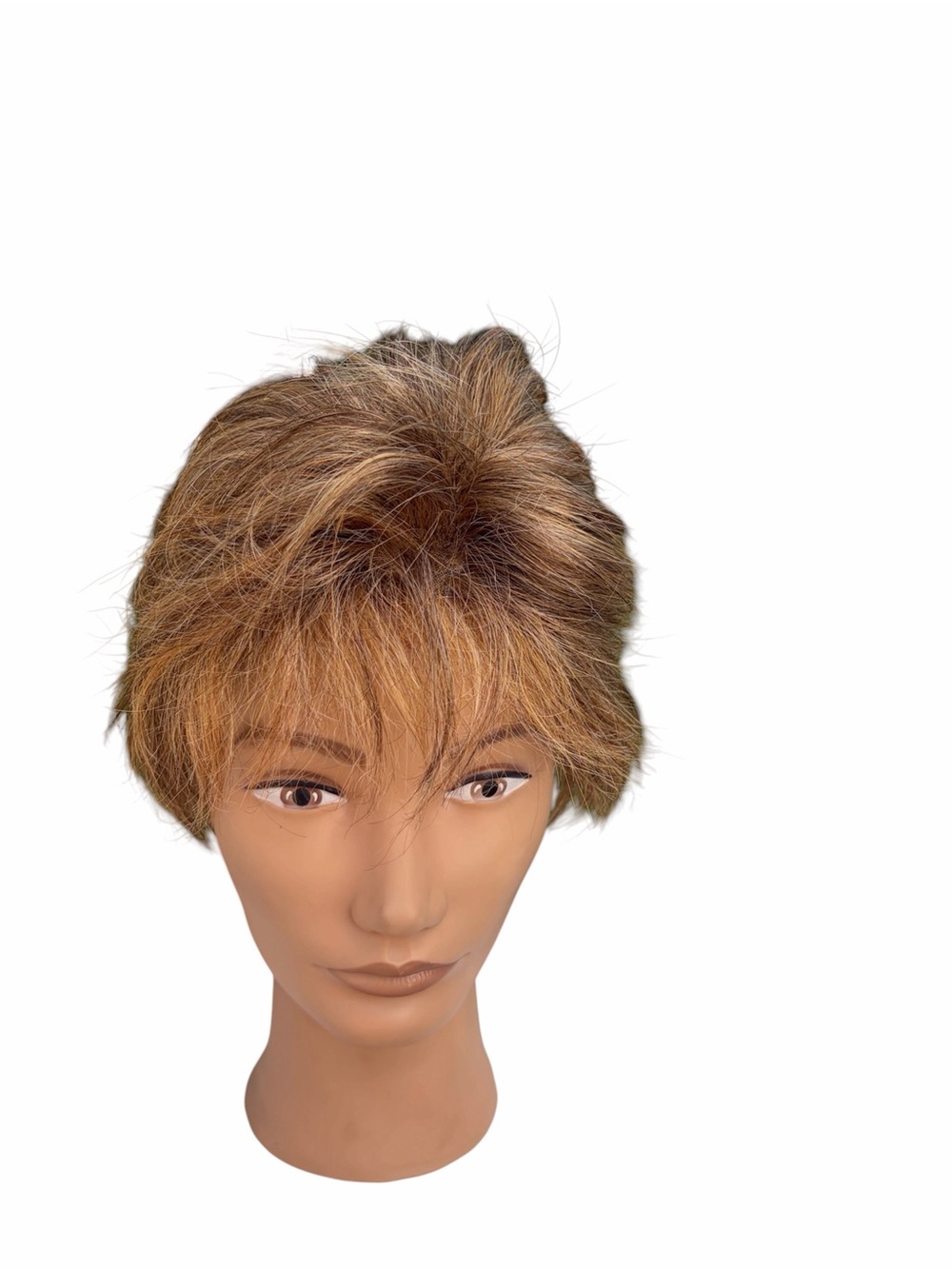 Short light brown pixie cut synthetic wig with bangs